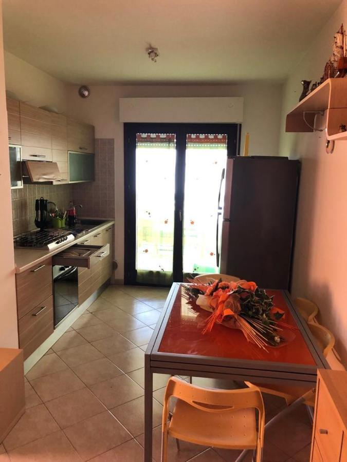Appartamento Casa Vacanze 70M2 ألبا أدرياتيكا المظهر الخارجي الصورة